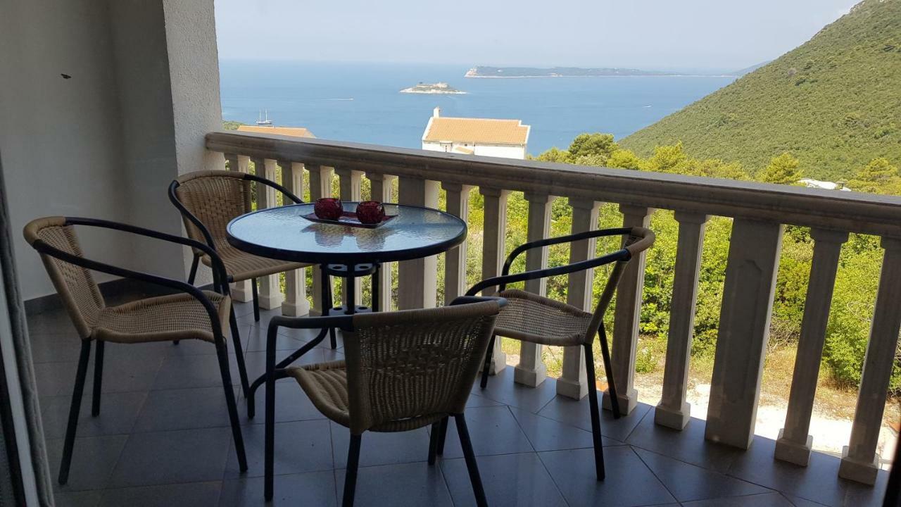 Apartmani Lazarevic Luštica Exterior foto